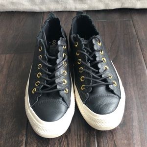 Converse Women All Star Leather Frilly Black  US 7